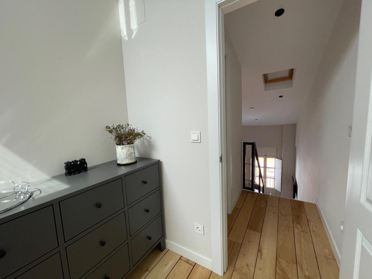 Housingcoruna San Nicolas 27 La Corunya
